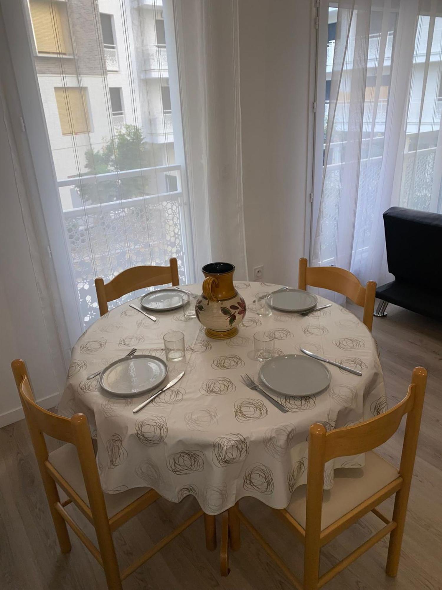 Joli Appartement F2 Bobigny Metro Proche Paris Eksteriør bilde