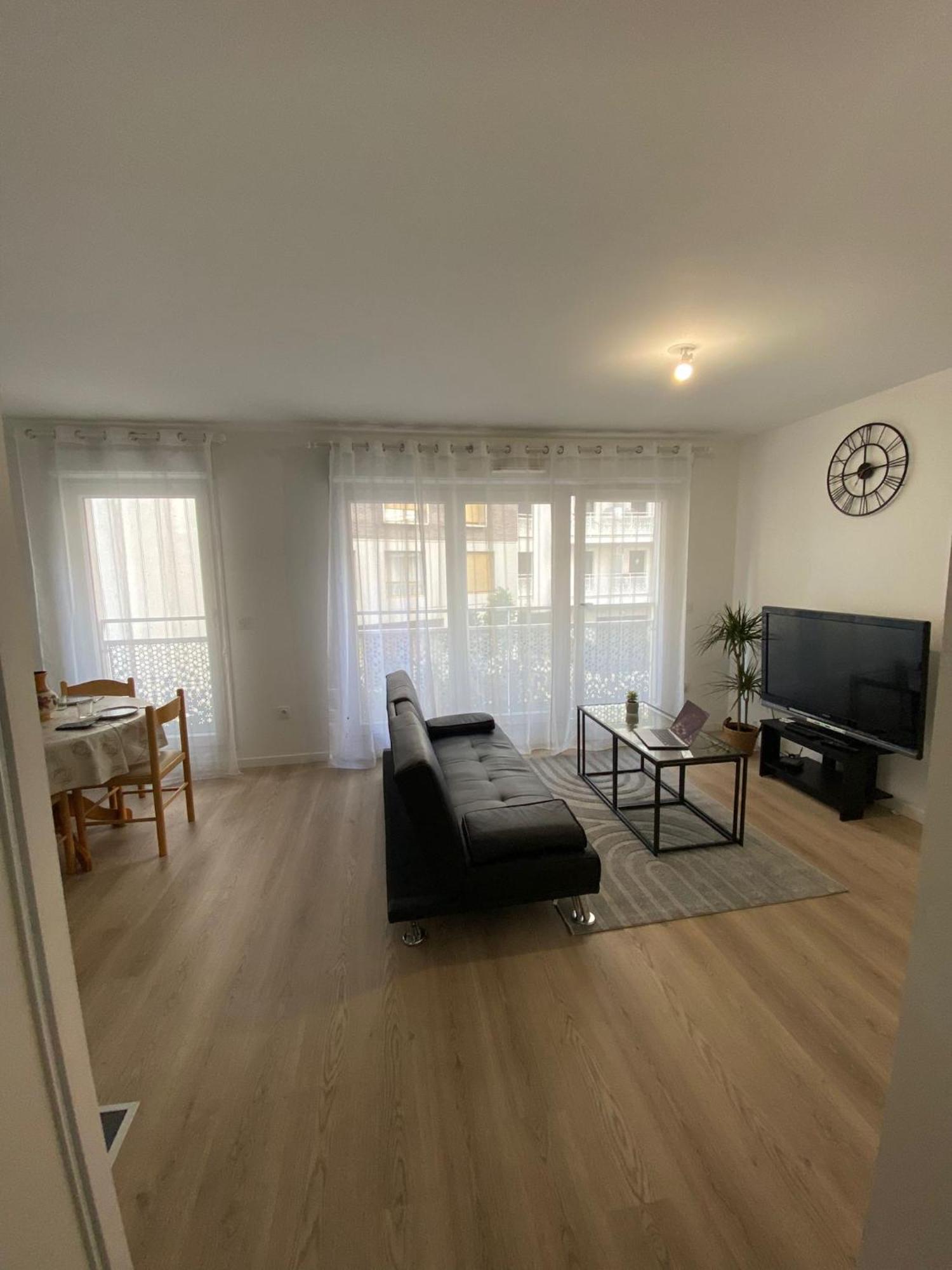 Joli Appartement F2 Bobigny Metro Proche Paris Eksteriør bilde