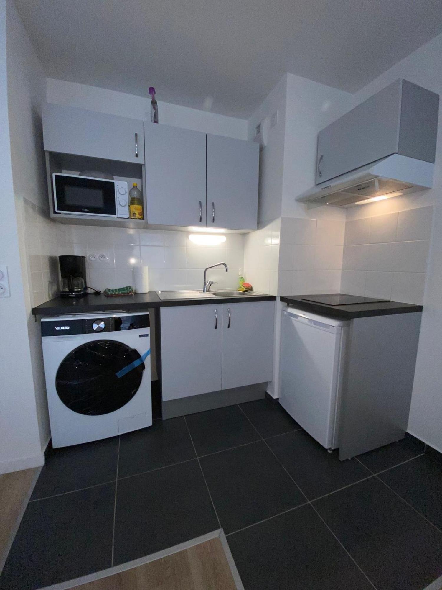Joli Appartement F2 Bobigny Metro Proche Paris Eksteriør bilde